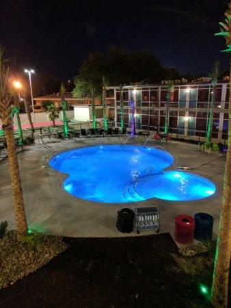Mother Earth Motor Lodge Kinston Bagian luar foto